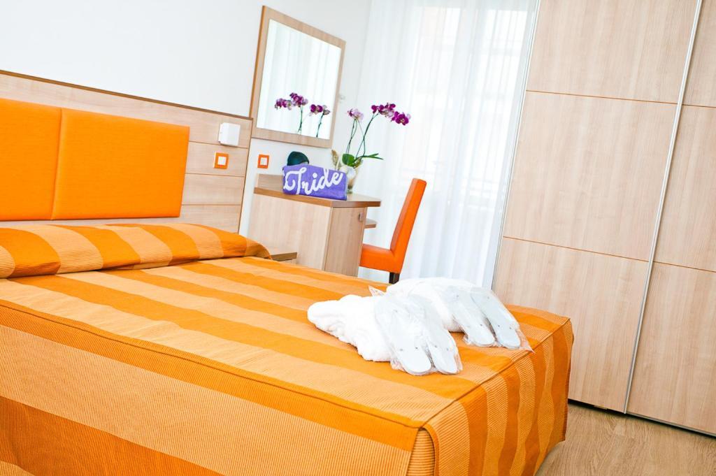 Hotel Iride & Spa Чезенатико Номер фото